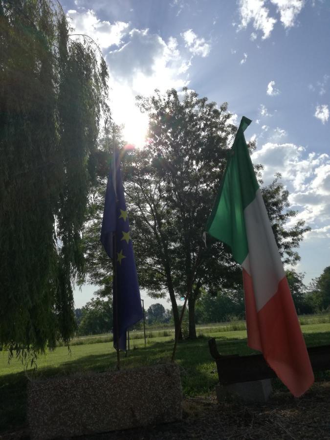 Agriturismo Boschi Reggiolo Luaran gambar